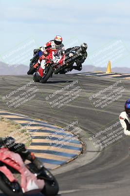 media/Nov-16-2025-Race Pace (Sun) [[8c5fa54630]]/Verified Riders/1-Turns 9 and 10 (925am)/